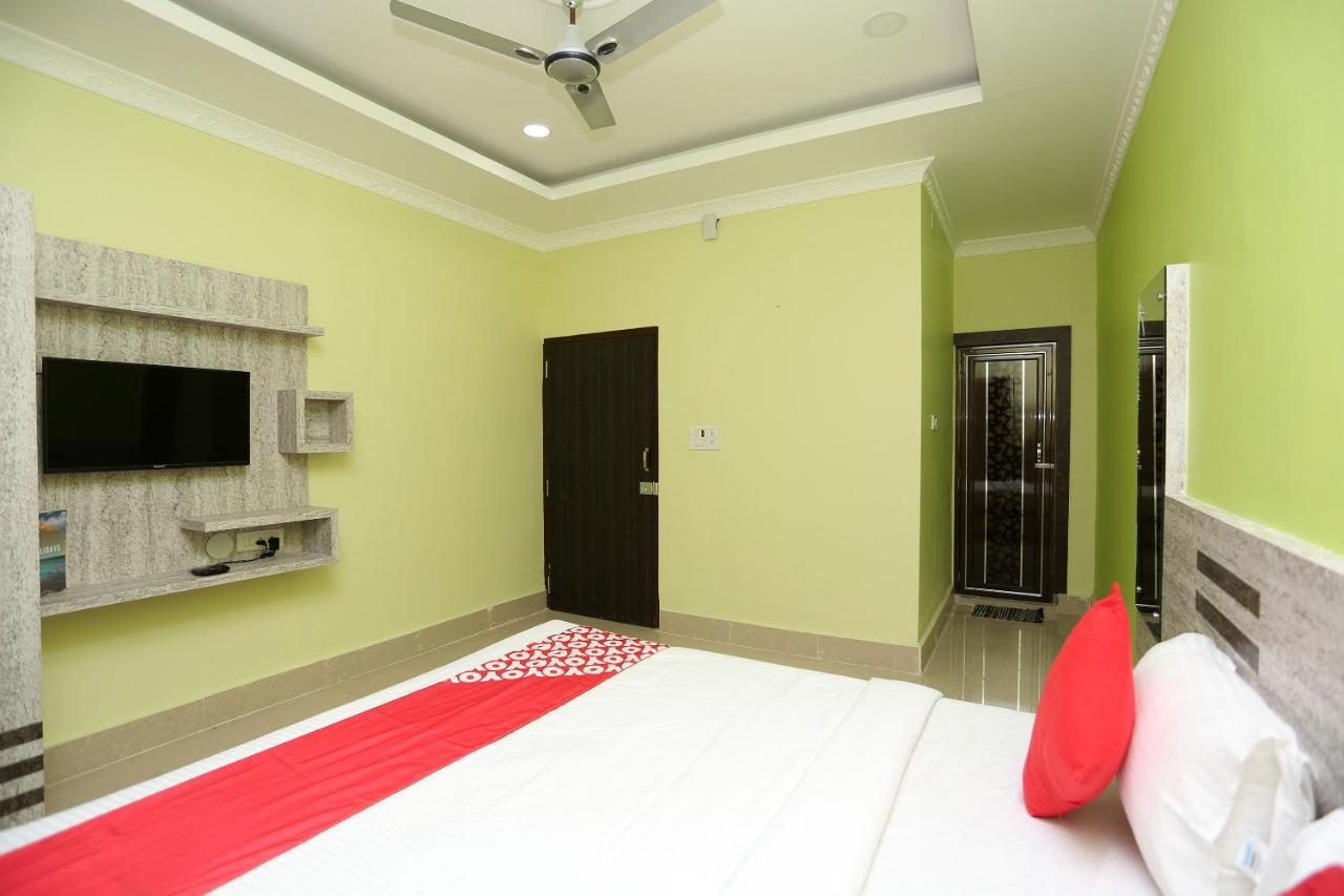 Oyo 24317 Aditya Guest House 3 Bhuvanesvar Kültér fotó