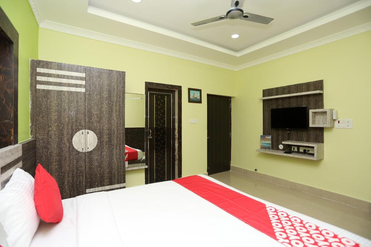 Oyo 24317 Aditya Guest House 3 Bhuvanesvar Kültér fotó