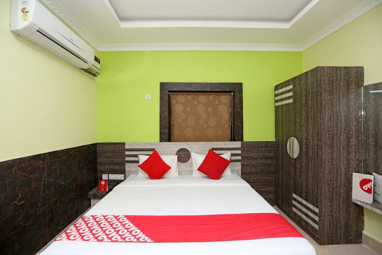 Oyo 24317 Aditya Guest House 3 Bhuvanesvar Kültér fotó